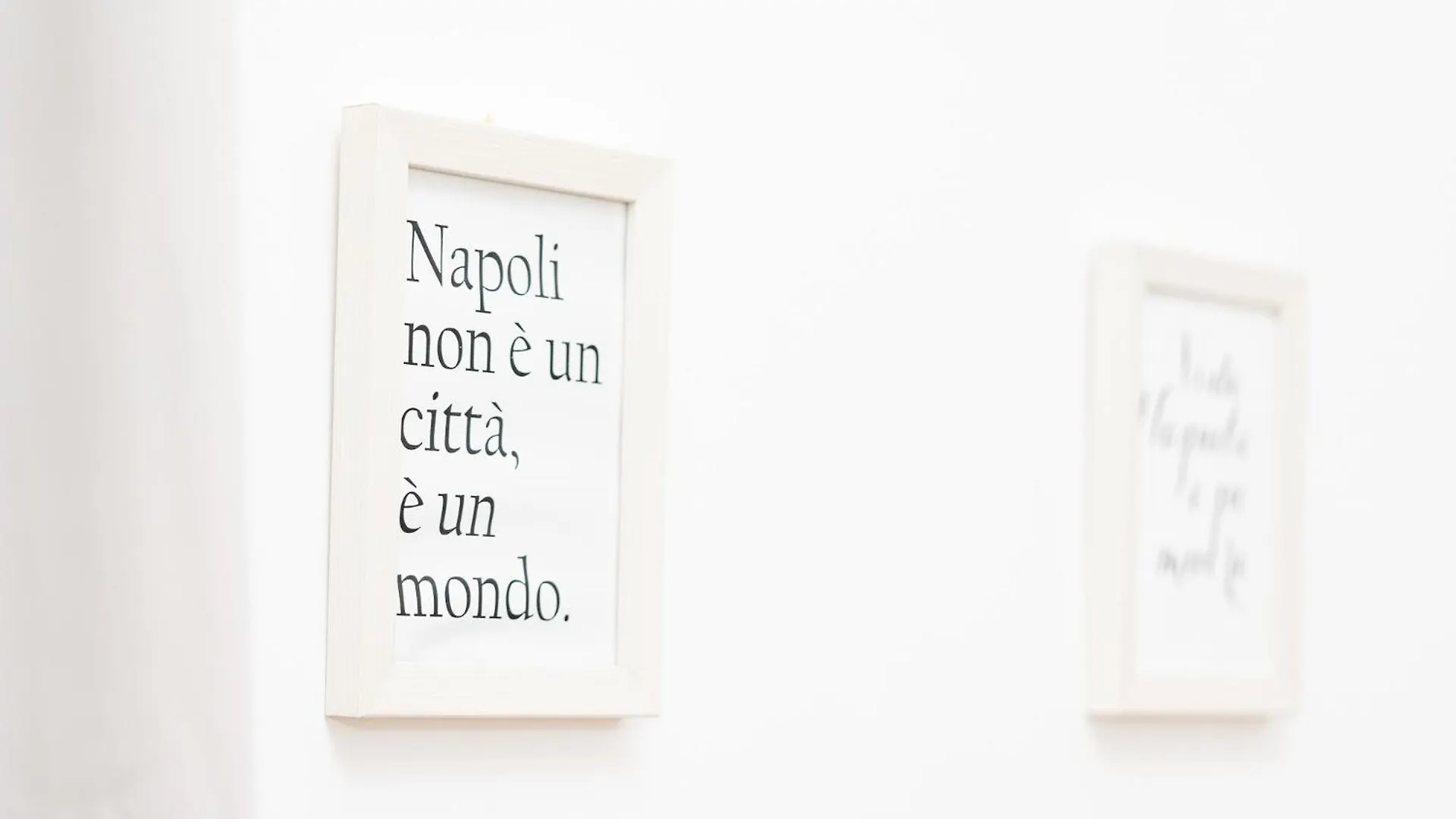 Home Smart Rent Appartamento Nei Pressi Di Via Toledo 2 Camere Da Letto Naples Italy